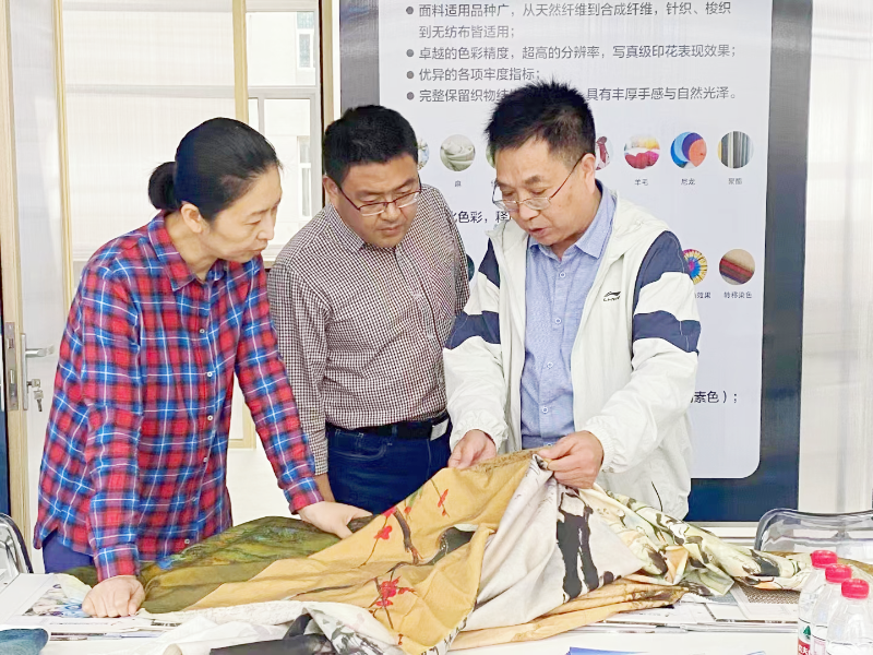 新鄉市副市長陳穎穎蒞臨飛鷺參觀指導